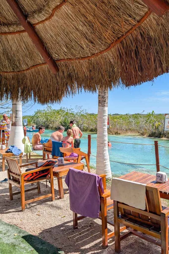 Los Rapidos Bacalar seating